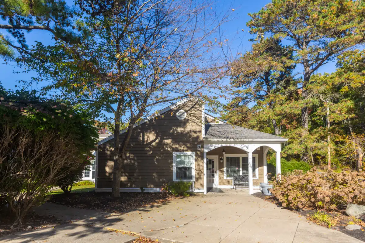 AdCare Rhode Island Inc - treatment center