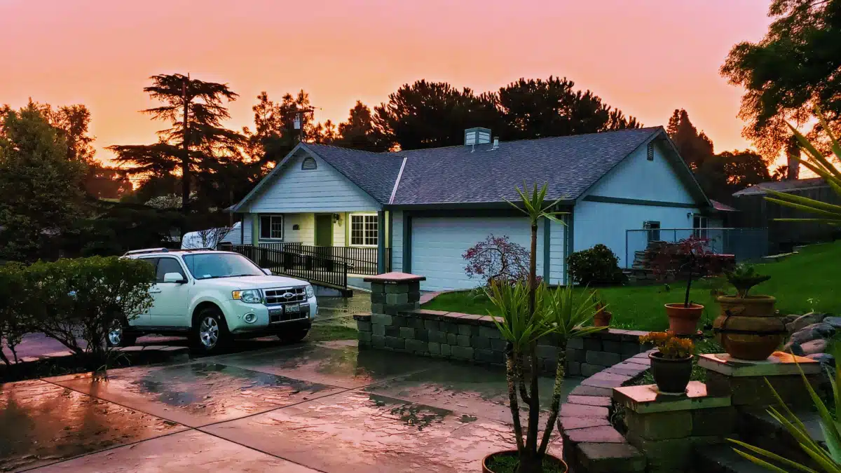 Genesis House Inc